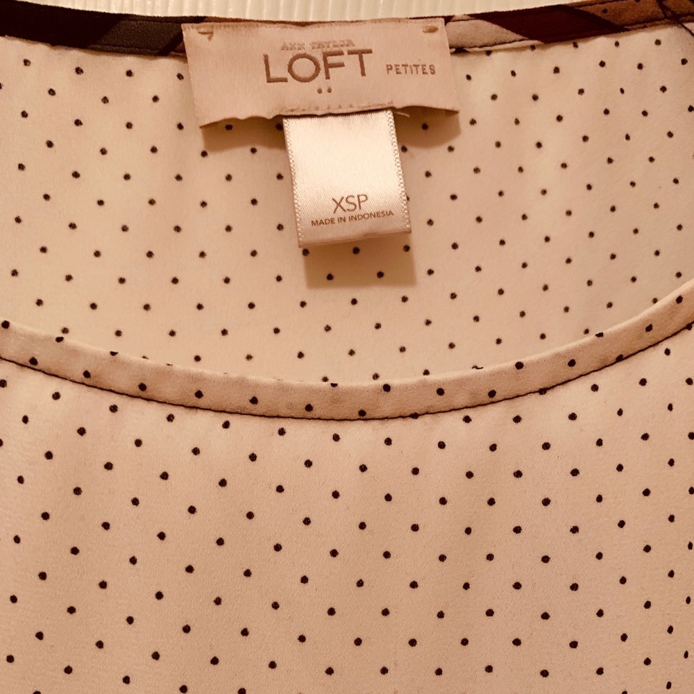 Cute Pattern Top - Picture 2 of 3